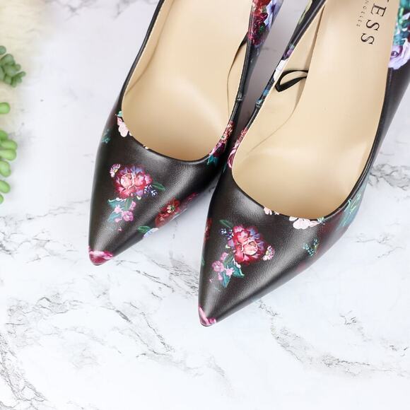 Guess WGSEEM Black Pink Floral Print Pointy Toe Stiletto Pumps Heels Size 8.5 - Picture 2 of 7